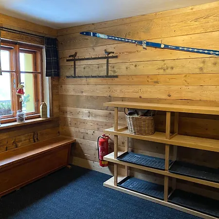 بيت للعطل Bouda Sestidomi Strážné